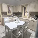 Theros Casa Logaras