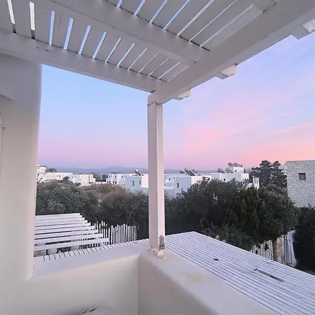 Theros Casa Logaras * פיסו ליבאדי