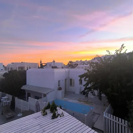 Theros Casa Logaras דירה